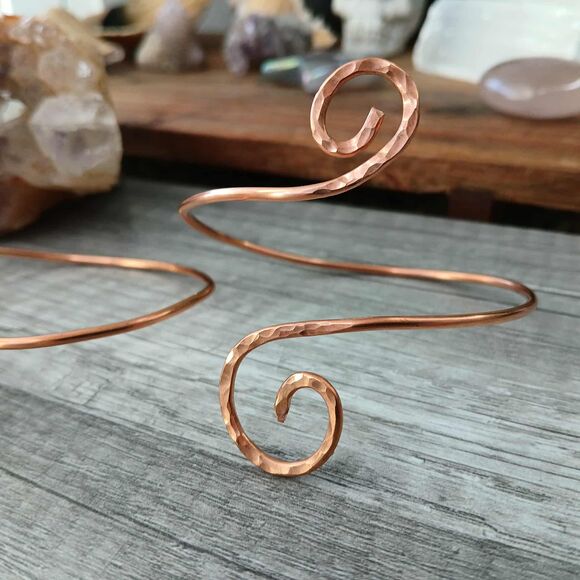 Hammered Copper Wire Cuff Bracelet, One Size, Adjustable, Upcycled Jewelry - Picture 6 of 8